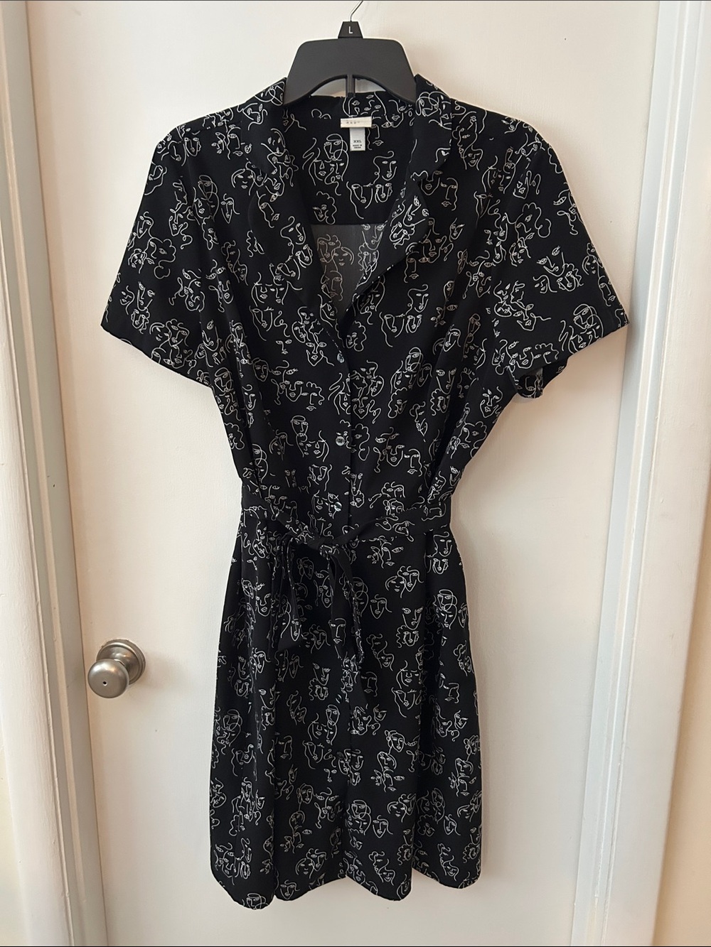 a new day Black Short-Sleeve Mini Dress with White Abstract Line Print